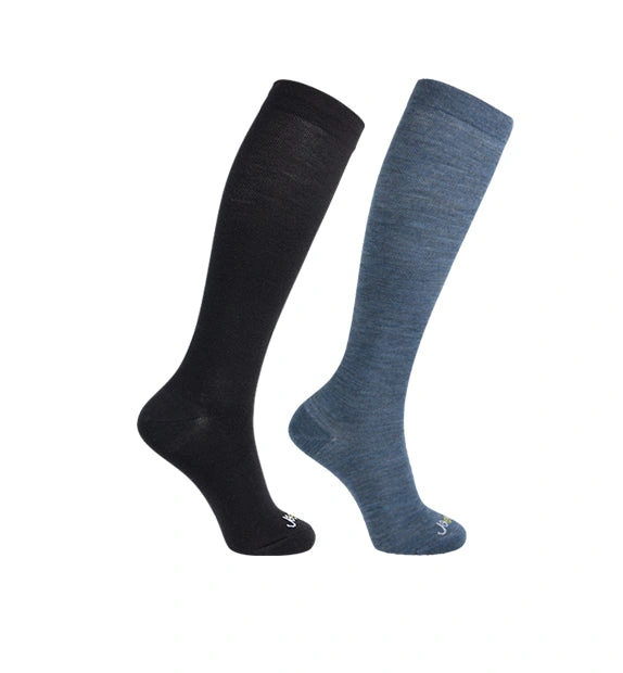 Cozy Comfort: Merino Wool Compression Socks - Daily Relief in Solid Colors - 2 Pack.